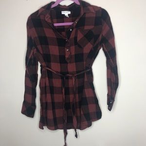 Plaid maternity shirt